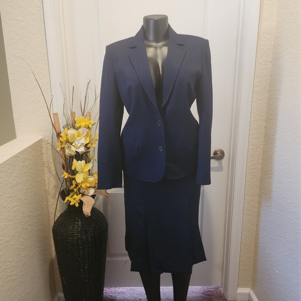 Celine Paris women suit Size 40